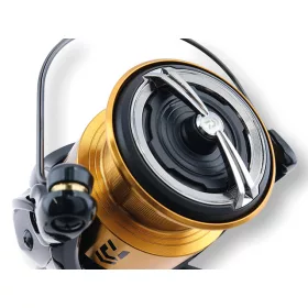 Daiwa 20 GS BR LT 3000
4BB 150/0.23
