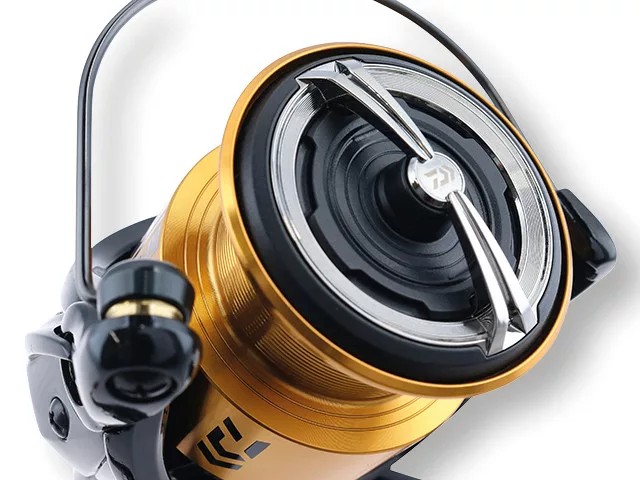 Daiwa 20 GS BR LT 3000
4BB 150/0.23