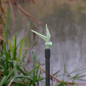 NEVIS Feeder bottartó fej fénytárolós