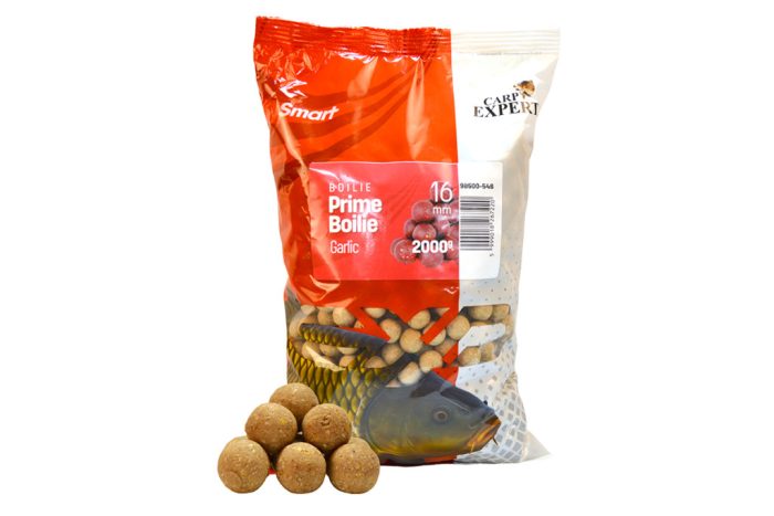 CARP EXPERT SMART PRIME BOILIE 2000G GARLIC 16MM