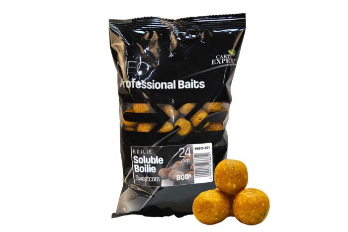 CARP EXPERT NEO SOLUBLE BOILIE 800G SWEETCORN 24MM