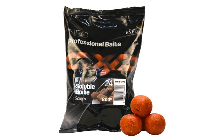 CARP EXPERT NEO SOLUBLE BOILIE 800G SCOPEX 24MM