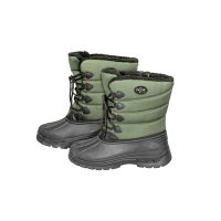 Bakancsok, cipők, papucsok