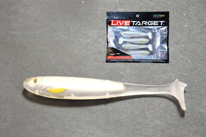 LIVETARGET SLOW-ROLL SHINER PADDLE TAIL SILVER/PEARL 85 MM