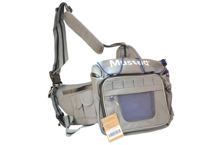 MUSTAD GAME TIME UTAZÓ SZERELÉKES TÁSKA