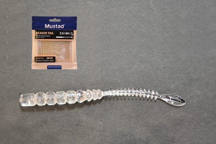 MUSTAD AJI BEAVER TAIL 2.5   CLEAR RAINBOW GLITTER 12DB/CSOMAG