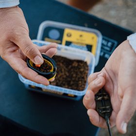   SBS Premium Method B1 Pellet Box Premium Method B1 Pellet Box (meleg vízre) 2-4 mm Natural - summer 3kg